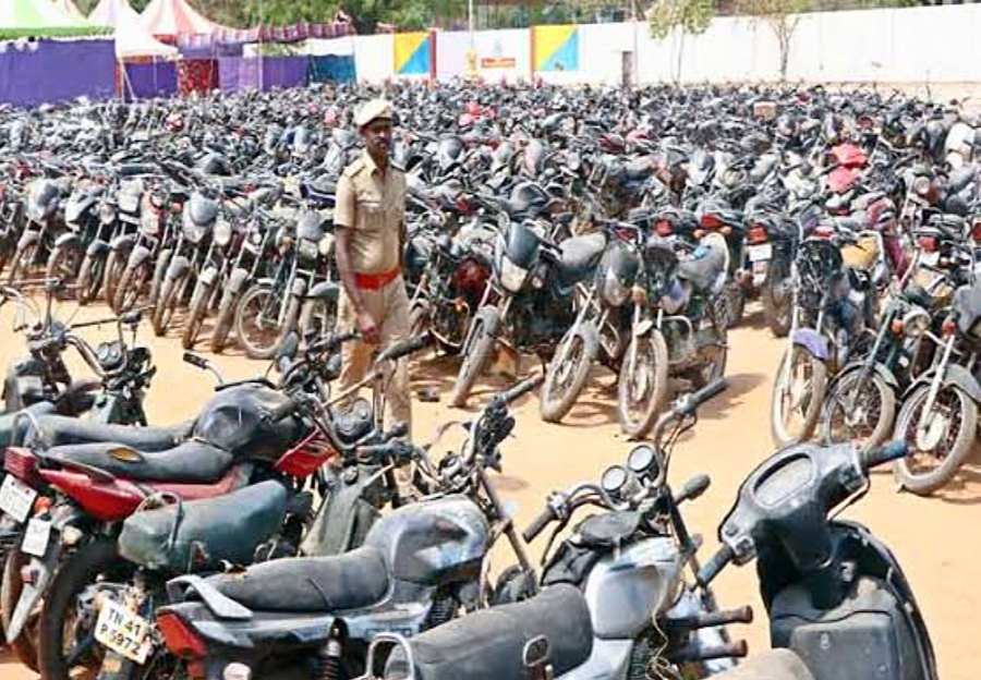தூத்துக்குடி மாவட்ட காவல் துறையினரால் பறிமுதல் செய்யப்பட்ட 20 வாகனங்களுக்கு வரும் 29ஆம் தேதி அன்று பொது ஏலம் - மாவட்ட காவல்துறை அறிவிப்பு