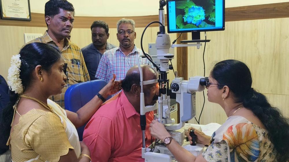 தூத்துக்குடி பத்திரிகையாளர்களுக்கு சிறப்பு கண் பரிசோதனை முகாம்