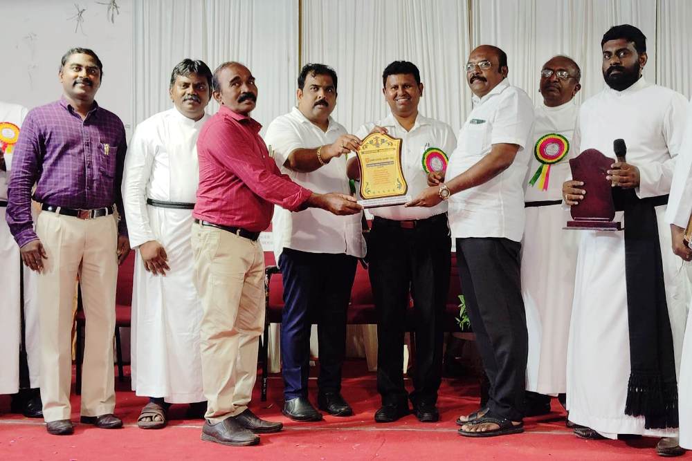 நாசரேத் மர்காஷிஸ்  மேல்நிலைப் பள்ளிக்க பசுமை பள்ளி விருது