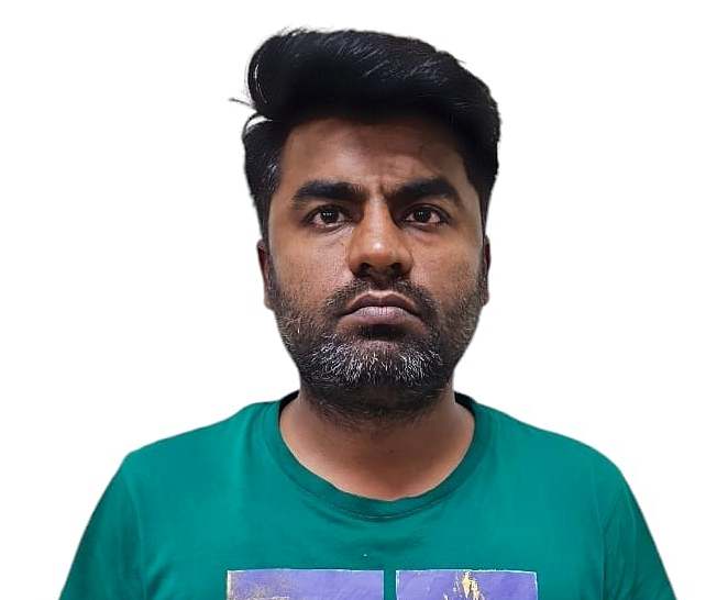 இணையதளத்தில் முதலீடு செய்தால் அதிக லாபம் சம்பாதிக்கலாம்- இன்ஸ்டாகிராம் மூலம் ரூ15 லட்சம் மோசடி செய்தவர் கைது - 21 செல்போன்கள், ஒரு லேப்டாப் பறிமுதல் 
