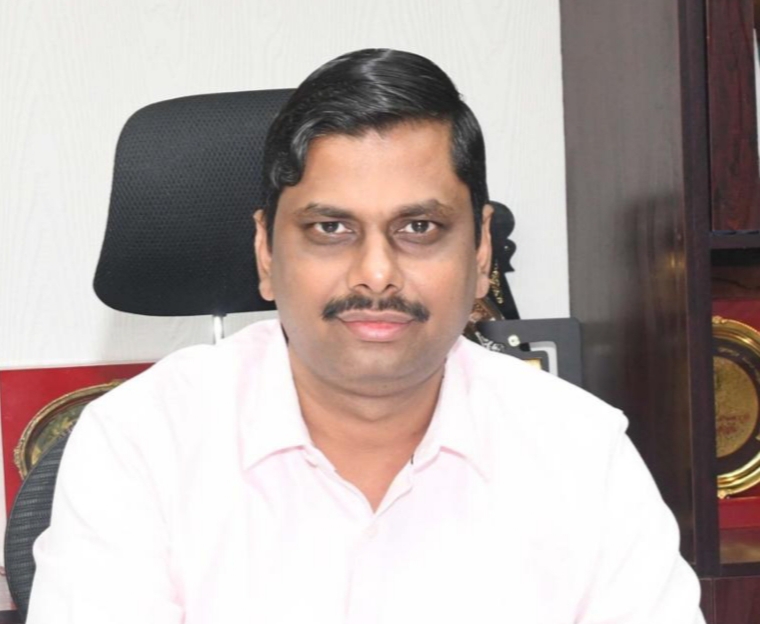 ஆதிதிராவிடர் மற்றும் பழங்குடியினர் இனத்தைச் சார்ந்தவர்களுக்கு பயிற்சி முடிந்தவுடன் வெளிநாட்டில் வேலை- கலெக்டர் இளம்பகவத் தகவல் 
