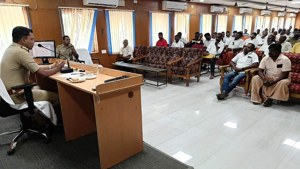 தூத்துக்குடி மாவட்டத்தில் விநாயகர் சதுர்த்தி விழாவில் கடைபிடிக்க வேண்டிய விதிமுறைகள் என்னென்ன.?. - மாவட்ட எஸ்பி ஆல்பர்ட் ஜான் தகவல் 